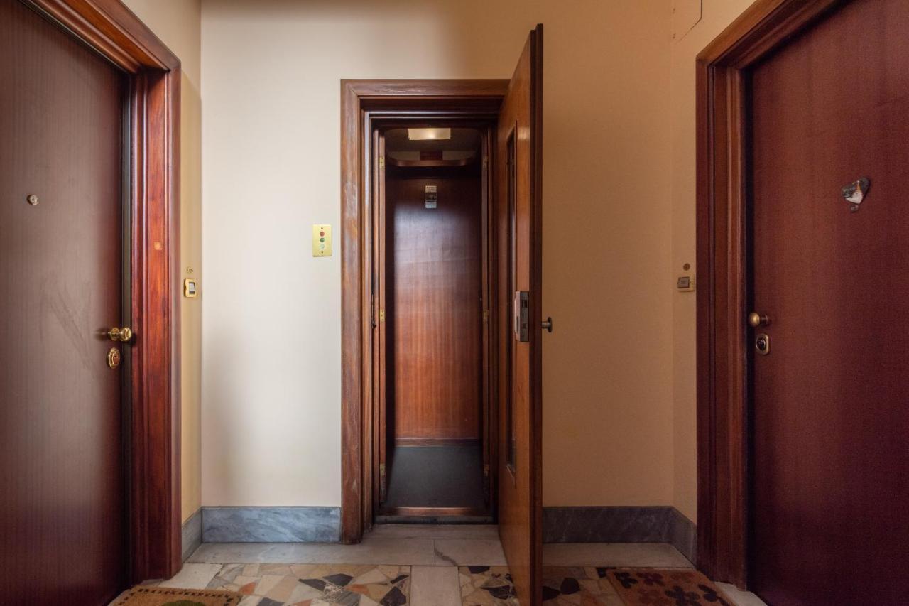 Toc-Toc Apartment A 10 Min Dall'Ospedale Maria Vittoria Турин Екстер'єр фото