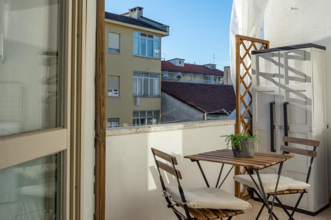 Toc-Toc Apartment A 10 Min Dall'Ospedale Maria Vittoria Турин Екстер'єр фото